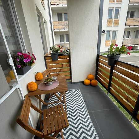 Ferienwohnung Apartament Bella Târgu-Mureş Exterior foto